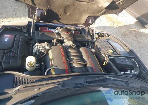 2000 Chevrolet Corvette z USA, uszkodzony, nr VIN 1G1YY32G4Y5111990